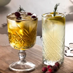 Pasabahce Timeless 520205 Longdrink Glas Wassergläser Kristall Design 4´er Set Transparent 365 Ml -Tassenladen 1c822902e2424434c34606df3bc2236e