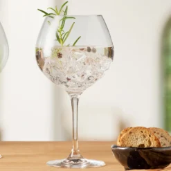 Leonardo GK/2 Gingläser 630ml Gin -Tassenladen 5430932b21352d523072a39979d60a6e