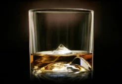 Everest Whisky Gläser, 4 Stück -Tassenladen 8c43bb175cc994383bf468793806e912