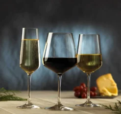 Villeroy & Boch Rotweinglas Set Ovid Klar, 4 Tlg. -Tassenladen b86f365c90b8e3589d714f640578d6c5