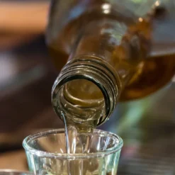 Relaxdays Schnapsbrett Holz Mit 6 Gläsern -Tassenladen eeb861ccdc5c118b305639f6f4e01ec6