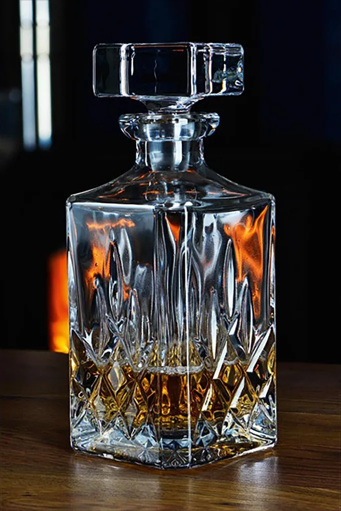 Nachtmann 0091899-0 Noblesse Whisky-Set, 1 X Karaffe/Dekanter + 2 X Whisky-Becher, Klar (1 Set) 11 Nachtmann 0091899-0 Noblesse Whisky-Set, 1 X Karaffe/Dekanter + 2 X Whisky-Becher, Klar (1 Set) – Bild 9